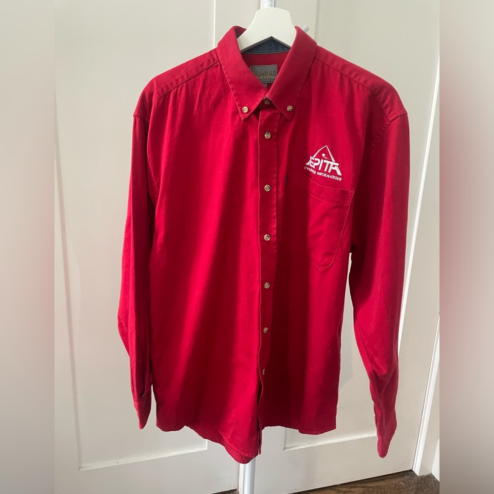 Red Vintage Shirt L